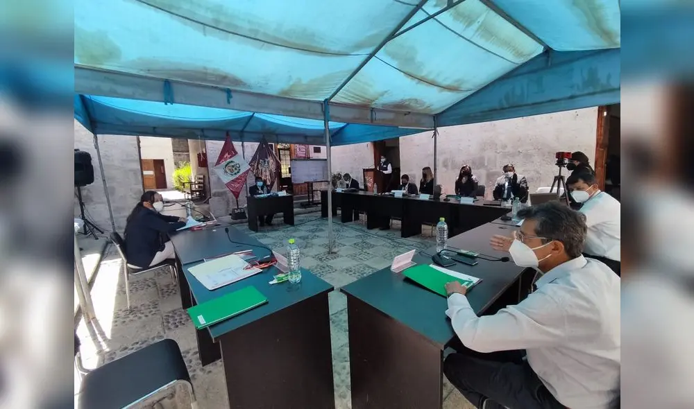 Comisión de Agricultura del Consejo Regional de Arequipa (CRA) debería presentar su dictamen para decidir si la gobernadora regional Kimmerlee Gutiérrez debe firmar o no la adenda 13 para Majes Siguas II. Foto: Zintia Fernández/LR Comisión de Agricultura del Consejo Regional de Arequipa (CRA) debería presentar su dictamen para decidir si la gobernadora regional Kimmerlee Gutiérrez debe firmar o no la adenda 13 para Majes Siguas II. Foto: Zintia Fernández/LR