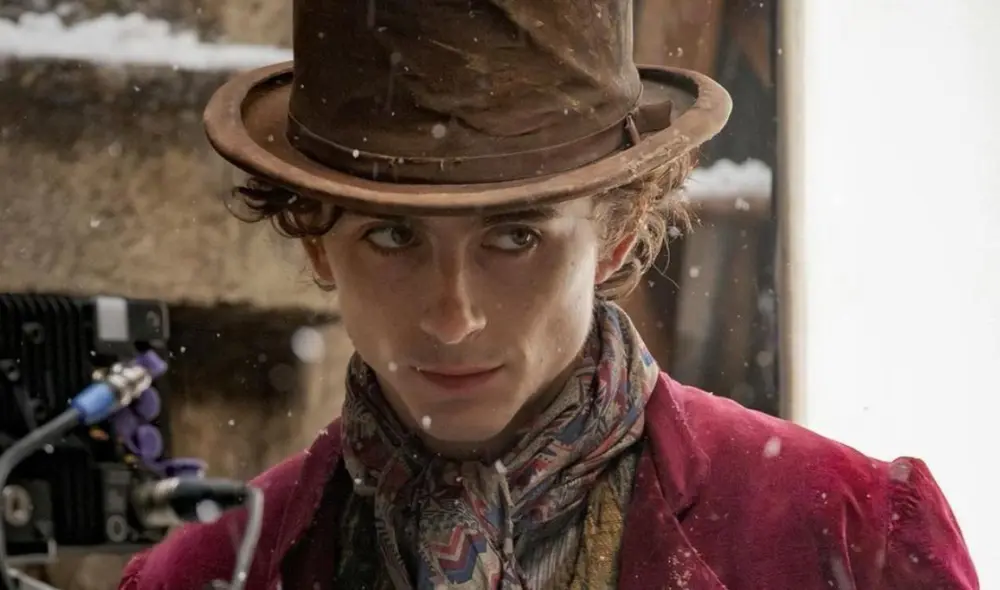 Timothée Chalamet se volvió a luci-r como Willy Wonka en el set de grabación y fanáticos capturaron el momento en nuevas imágenes filtradas . Foto: Instagram