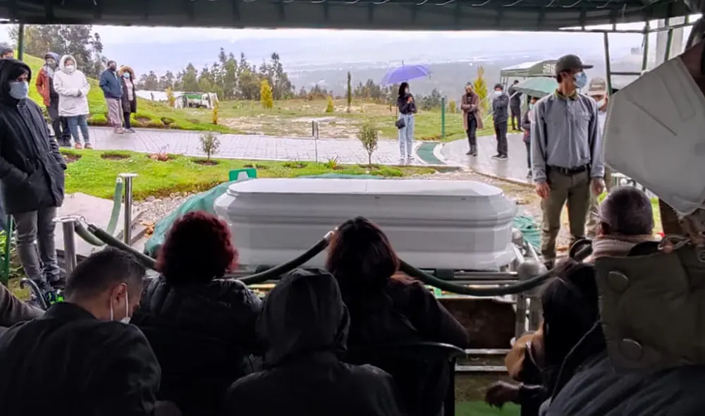 Entierro de la víctima. Familia perdió contacto con Rojas Canchanya el último 11 de febrero. Foto: Martín André Cornejo García