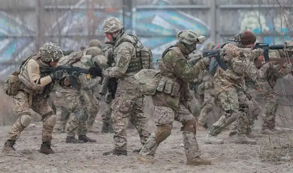 Grecia siempre se ha pronunciado y sigue pronunciándose a favor de un diálogo abierto y directo con Rusia en todas las plataformas bilaterales y multilaterales. Foto: EFE