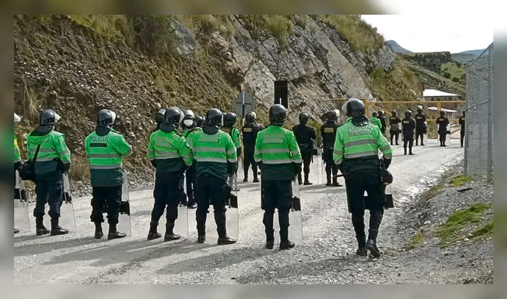 Medida. Protesta en el distrito de Challhuahuacho. Medida. Protesta en el distrito de Challhuahuacho.