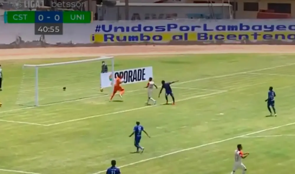 Alex Valera tuvo en su cabeza la chance de abrir el marcador. Foto: captura/Willax TV Alex Valera tuvo en su cabeza la chance de abrir el marcador. Foto: captura/Willax TV