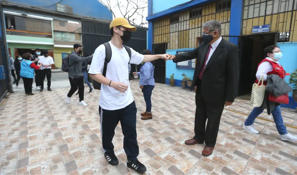 Las clases presenciales iniciarán de manera paulatina y a finales de marzo, según el Minedu. Foto: JFARFÁN/La República Las clases presenciales iniciarán de manera paulatina y a finales de marzo, según el Minedu. Foto: JFARFÁN/La República