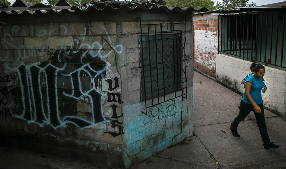 La MS13 es una pandilla callejera formada en Los Ángeles que tiene presencia en El Salvador, entre otros países. Foto: AFP La MS13 es una pandilla callejera formada en Los Ángeles que tiene presencia en El Salvador, entre otros países. Foto: AFP