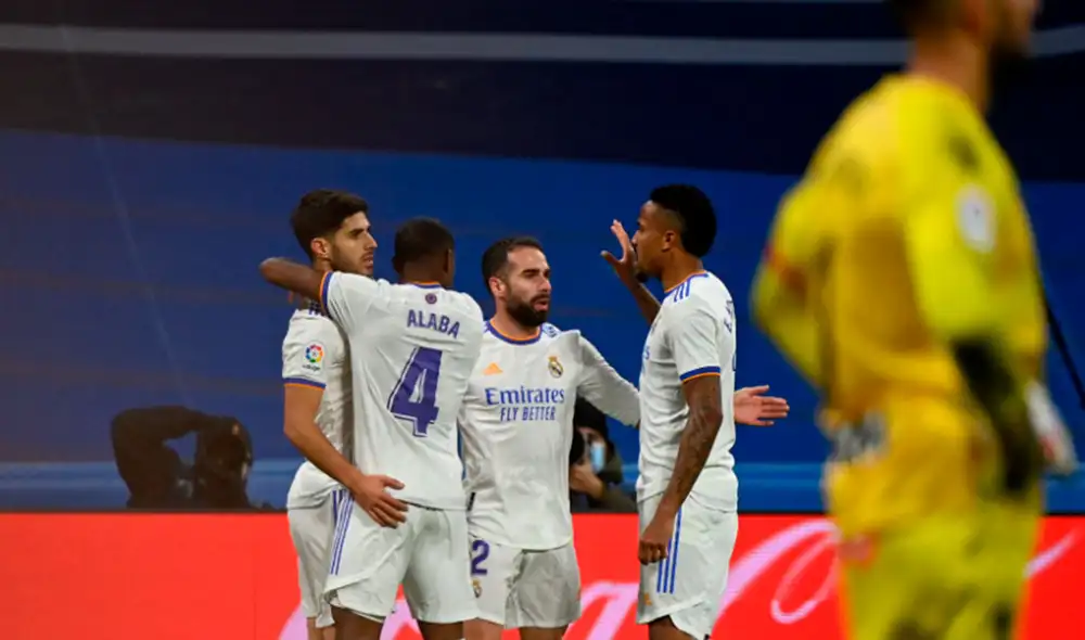 Real Madrid superó al Deportivo Alavés por LaLiga 2021-22. Foto: AFP