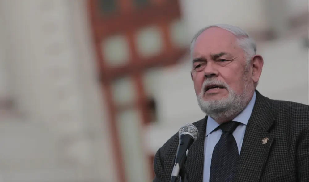 Montoya anunció que Renovación presentará nueva moción de vacancia contra Castillo Terrones. Foto: La República