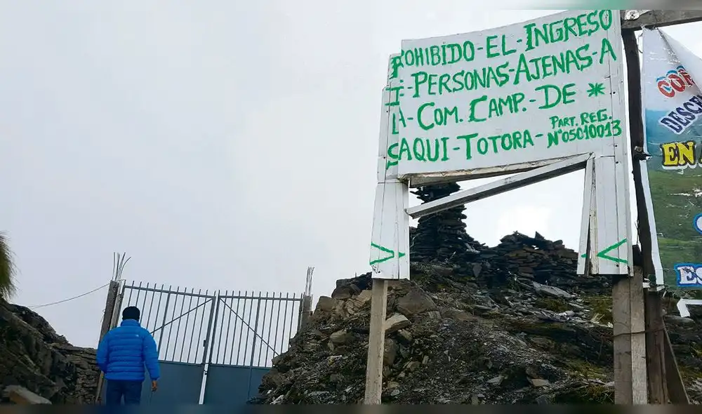 Prohibido el ingreso. La República llegó hasta esta comunidad para confirmar el despojo, empero el acceso al poblado está prohibido. Solo pueden ingresar los comuneros, previo control.