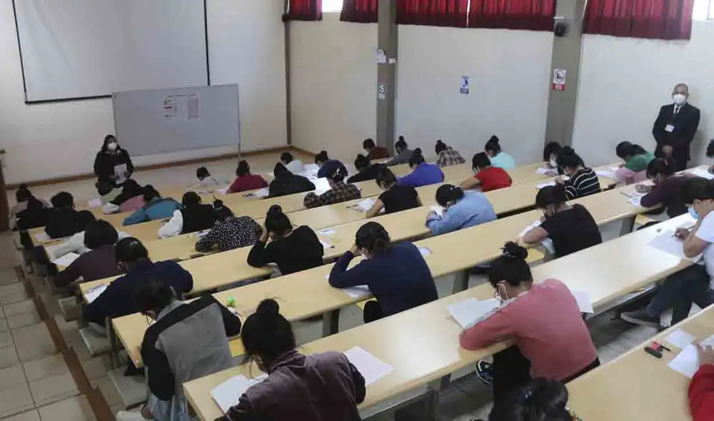 Aulas de las facultades de Medicina y Enfermería fueron utilizadas para examen. Foto: UNSA Aulas de las facultades de Medicina y Enfermería fueron utilizadas para examen. Foto: UNSA