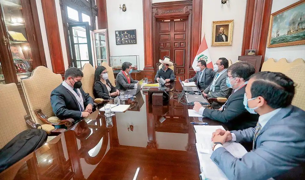 Estilo. El presidente Pedro Castillo respondió con evasivas y con explicaciones imprecisas. Foto: Presidencia
