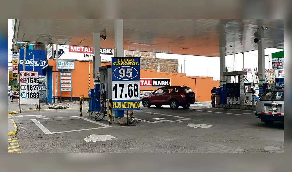 Sigue subiendo la gasolina. Foto: La República Sigue subiendo la gasolina. Foto: La República