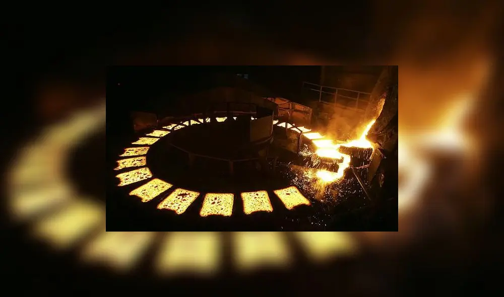 La escasez de níquel ha provocado retiros de las existencias en los almacenes registrados en la LME, que con 83.274 toneladas ha caído un 68% desde abril del año pasado. Foto: AFP