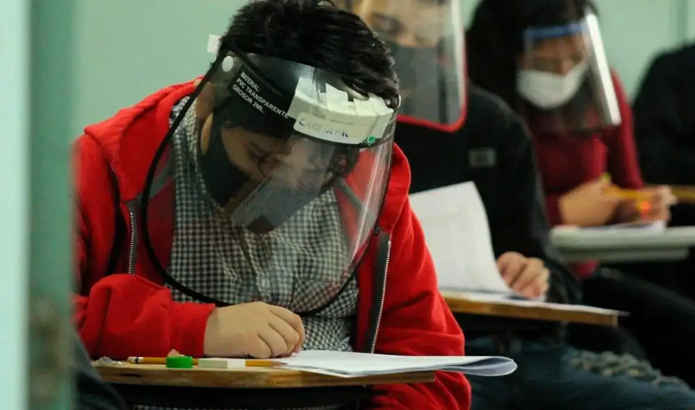 Copimens publicó en enero la convocatoria para que los alumnos de tercer año de secundaria o egresados puedan continuar sus estudios. Foto: Secretaria IPN/Twitter Copimens publicó en enero la convocatoria para que los alumnos de tercer año de secundaria o egresados puedan continuar sus estudios. Foto: Secretaria IPN/Twitter