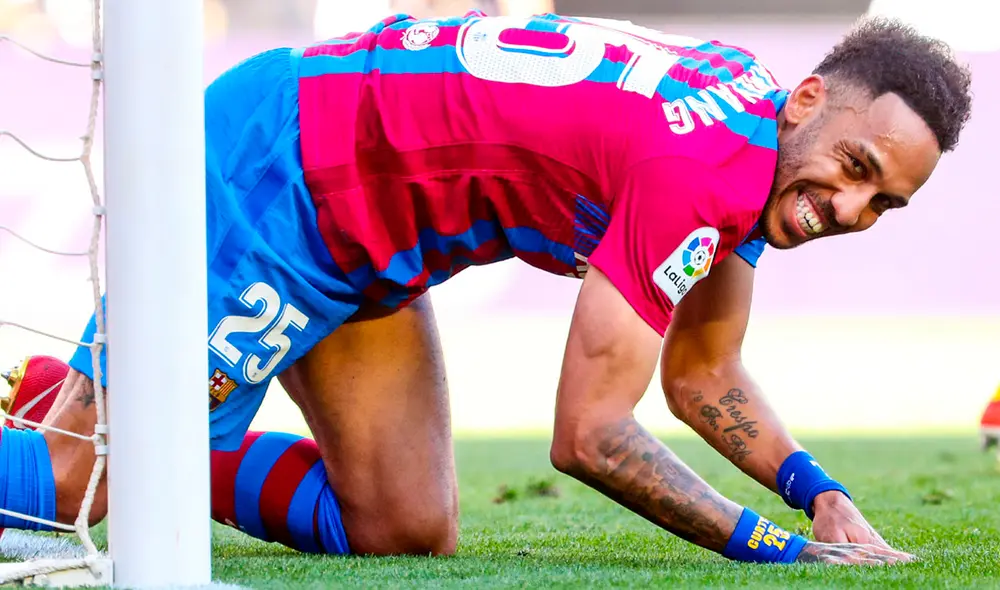 Pierre Emerick Aubameyang firmó contrato con FC Barcelona hasta 2025. Foto: FC Barcelona