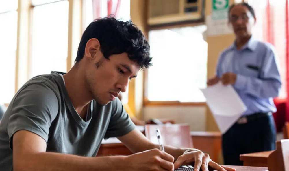 Conoce todo sobre la Beca Permanencia de Estudios 2022. Foto: Pronabec