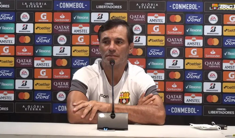 Fabián Bustos llegó a semifinales de la Libertadores 2021 con el Barcelona. Foto: Youtube Barcelona Fabián Bustos llegó a semifinales de la Libertadores 2021 con el Barcelona. Foto: Youtube Barcelona