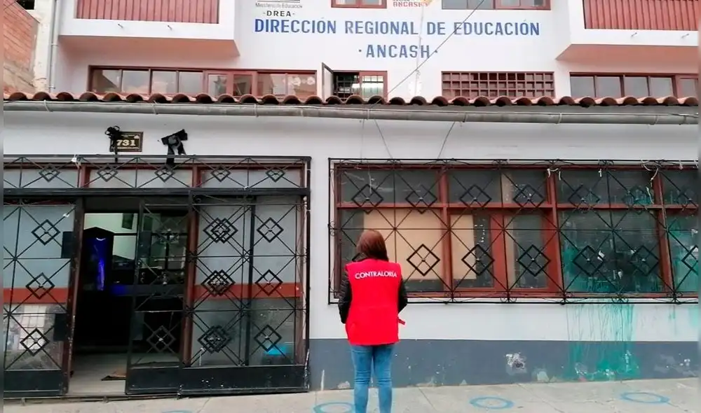 Informe fue derivado a titular de la DRE para que ejecute acciones al respecto. Foto: Contraloría.