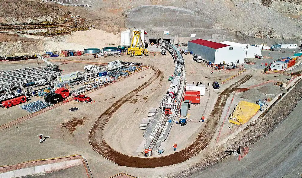 Posibles daños. Se estima que de trabarse Majes Siguas II, al no aprobarse la adenda 13, Cobra demandaría por perjuicios de US$ 220 millones. Foto: Andina