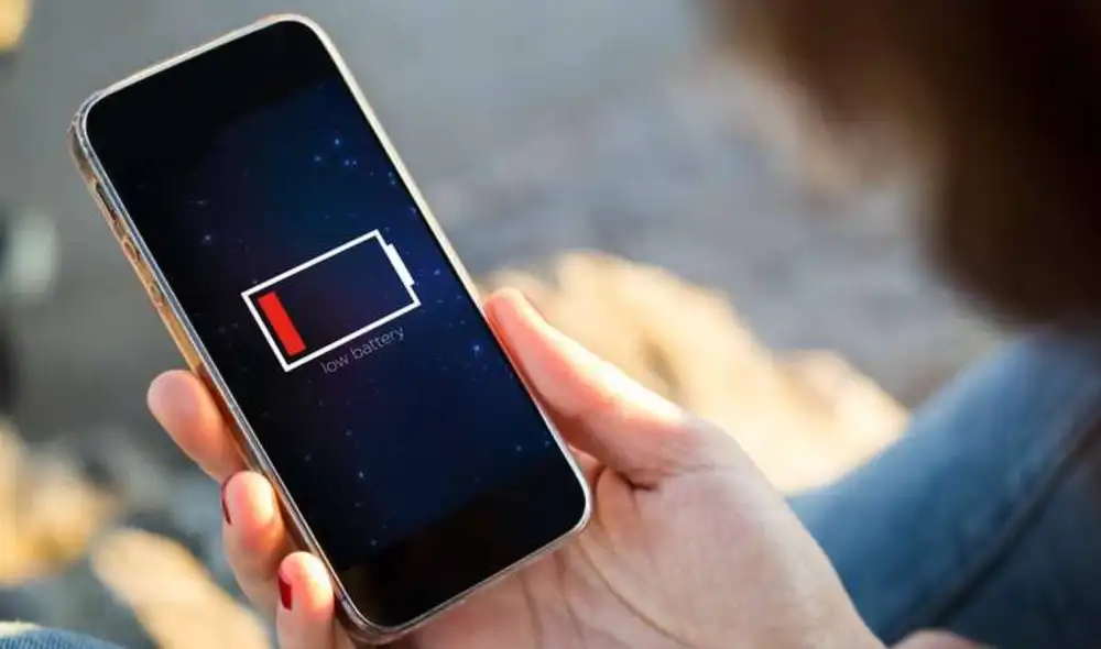 Sigue este truco y no te preocupes nunca más de quedarte sin batería en tu celular. Foto: TN