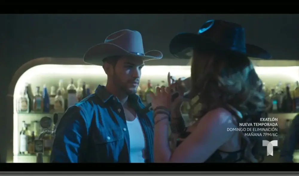 Rosario Montes y Juan David se vuelven a ver en el bar Alcalá. Foto: captura/Telemundo