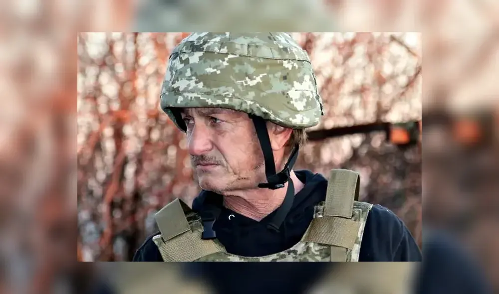 Sean Penn se encuentra en Ucrania filmando un documental durante la invasión rusa. Foto: AP
