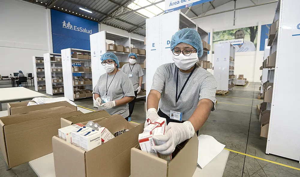 Acciones inmediatas. Essalud debe repartir medicamentos. Foto: La República