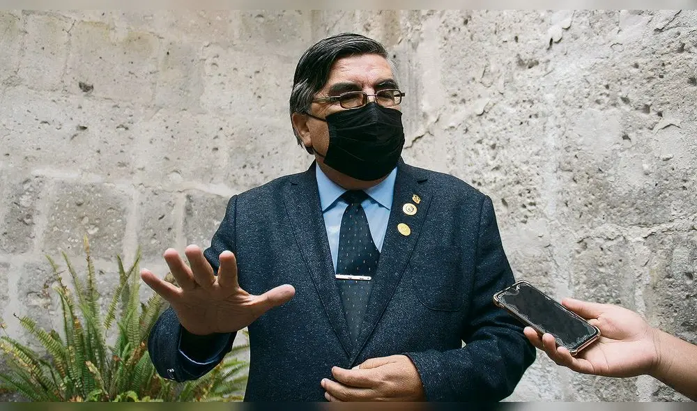 Urgente, curso de derecho. Pese a sus conocimientos de derecho, Paredes no distingue entre colaboración eficaz y testigo protegido. Foto: La República