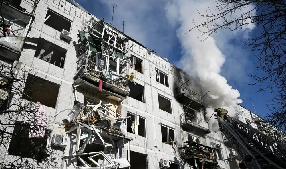 Impacto incluiría encarecimiento de la canasta básica y aumento de combustible por el alza del petróleo. Foto: AFP Impacto incluiría encarecimiento de la canasta básica y aumento de combustible por el alza del petróleo. Foto: AFP