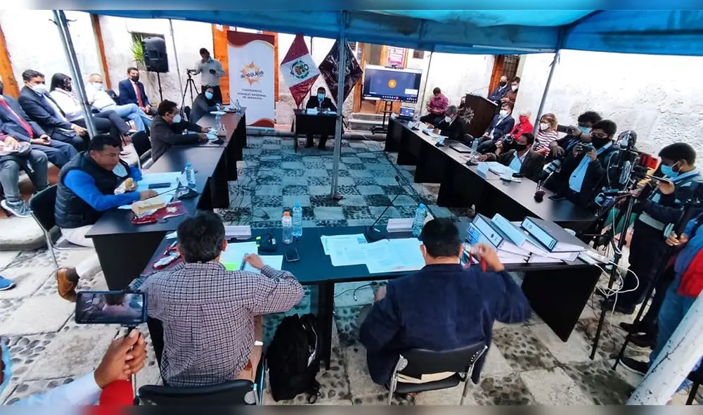 Consejo Regional de Arequipa aprobó la firma de la adenda 13. Foto: Zintia Fernández/La República