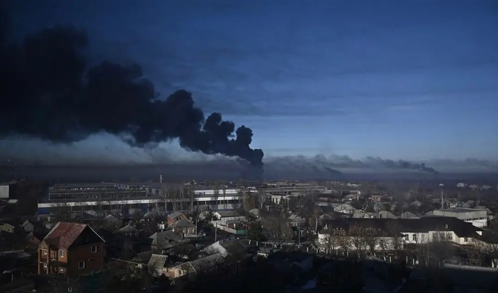 El conflicto detonó con la arremetida castrense explosiva de parte del Gobierno ruso en las zonas separatistas ucranianas. Foto: AFP. El conflicto detonó con la arremetida castrense explosiva de parte del Gobierno ruso en las zonas separatistas ucranianas. Foto: AFP.