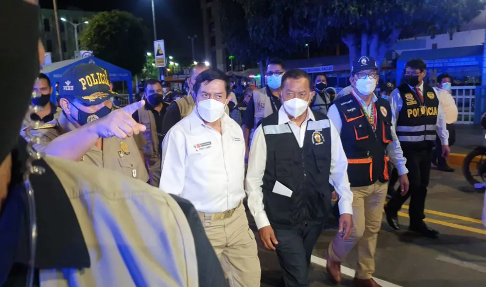 Ministro del interior estuvo en el Callao durante la presentación de la nueva flota para el personal de serenazgo. Foto: Urpi / La República Ministro del interior estuvo en el Callao durante la presentación de la nueva flota para el personal de serenazgo. Foto: Urpi / La República