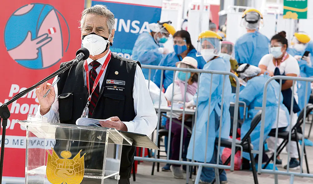 Coz de protesta. Expresidente Sagasti pidió tomar acciones de inmediato para evitar riesgos. Foto: Félix Contreras / La República Coz de protesta. Expresidente Sagasti pidió tomar acciones de inmediato para evitar riesgos. Foto: Félix Contreras / La República