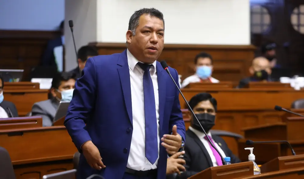 Darwin Espinoza es congresista de Acción Popular por la región Áncash. Foto: Congreso Darwin Espinoza es congresista de Acción Popular por la región Áncash. Foto: Congreso