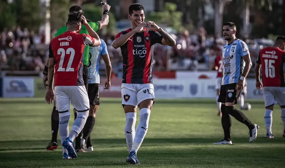 Cerro Porteño gana a Guaireña en el primer tiempo. Foto: Cerro Porteño/Twitter