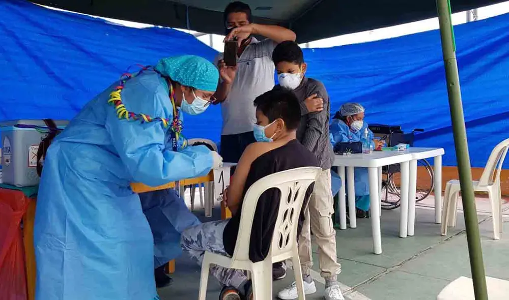 Se continúa colocando vacunas a menores de entre 5 a 11 años. Foto: URPI/Wilder Pari.