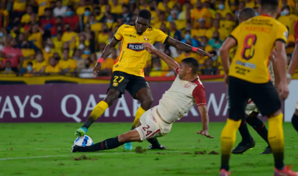 Ángel Cayetano estuvo en el campo los 90 minutos del juego. Foto: EFE Ángel Cayetano estuvo en el campo los 90 minutos del juego. Foto: EFE
