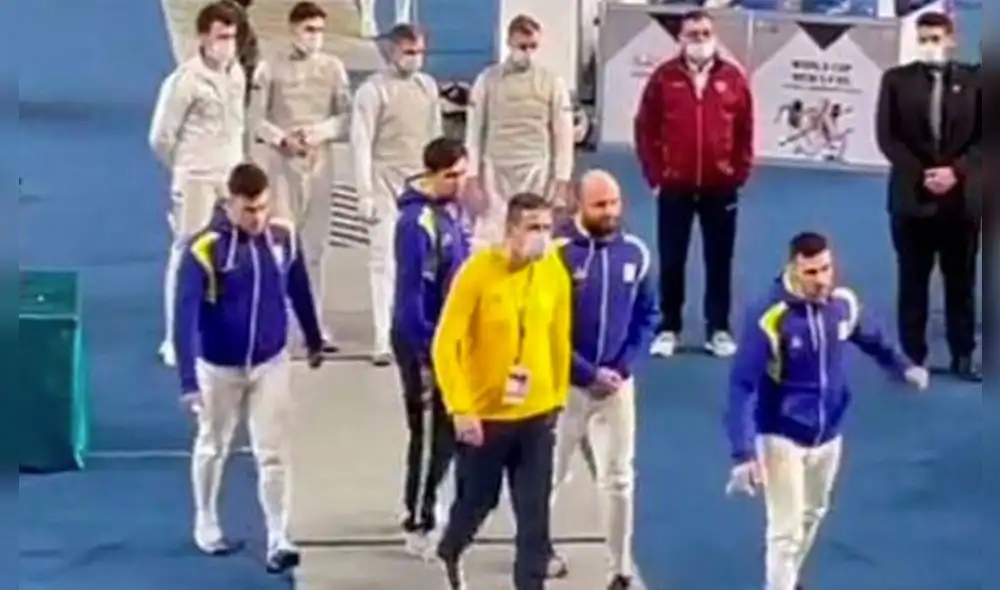 La selección ucraniana de esgrima se negó a competir ante Rusia por los octavos de final. Foto: captura Twitter Demétrio Vecchioli