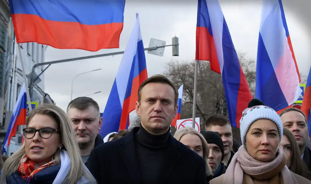 El opositor Alexei Navalny está en la cárcel desde el 2021 y no tiene fecha de salida. Foto: composición LR/ AFP
