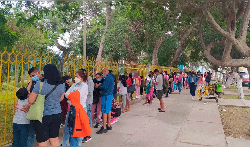 Hasta la fecha se han aplicado más de 14.000 dosis en este punto fijo. Foto: Rosa Quincho/URPI-LR Hasta la fecha se han aplicado más de 14.000 dosis en este punto fijo. Foto: Rosa Quincho/URPI-LR