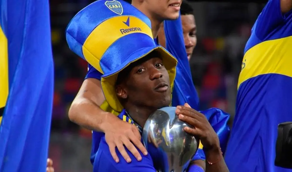 Luis Advíncula es titular indiscutible en el equipo que dirige Sebastián Battaglia. Foto: Boca Jrs./Twitter Luis Advíncula es titular indiscutible en el equipo que dirige Sebastián Battaglia. Foto: Boca Jrs./Twitter