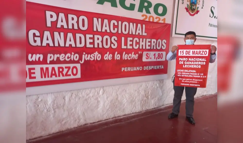 La medida fue convocada por la Asociación Nacional de Ganaderos Lecheros del Perú. Foto: URPI/Alexis Choque