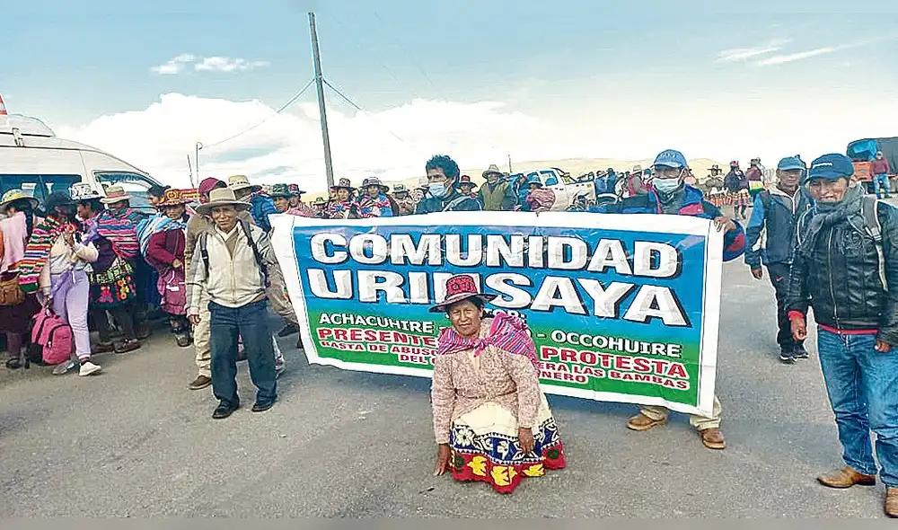 Conflicto. Comuneros de Urinsaya aseguran estar afectados por el paso de vehículos de Las Bambas. Foto: La República