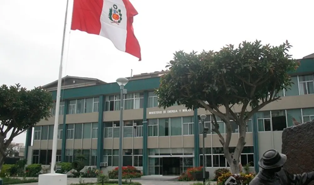 De acuerdo con informes periodísticos, Mayta fue visto en las oficinas del Minem en febrero último. Foto: Energiminas