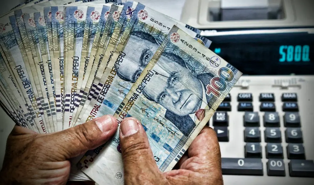 Infocorp es la central de riesgos privada donde se registra toda la información crediticia del Perú. La información que registra en su base de datos puede ser positiva o negativa. Foto: composición LR/Gerson Cardoso