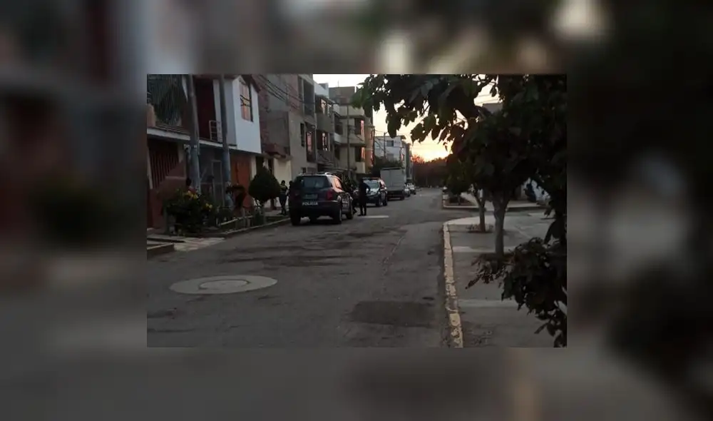 En urbanización Santo Dominguito ocurrió atentado contra empresario. Foto: Ozono Televisión En urbanización Santo Dominguito ocurrió atentado contra empresario. Foto: Ozono Televisión
