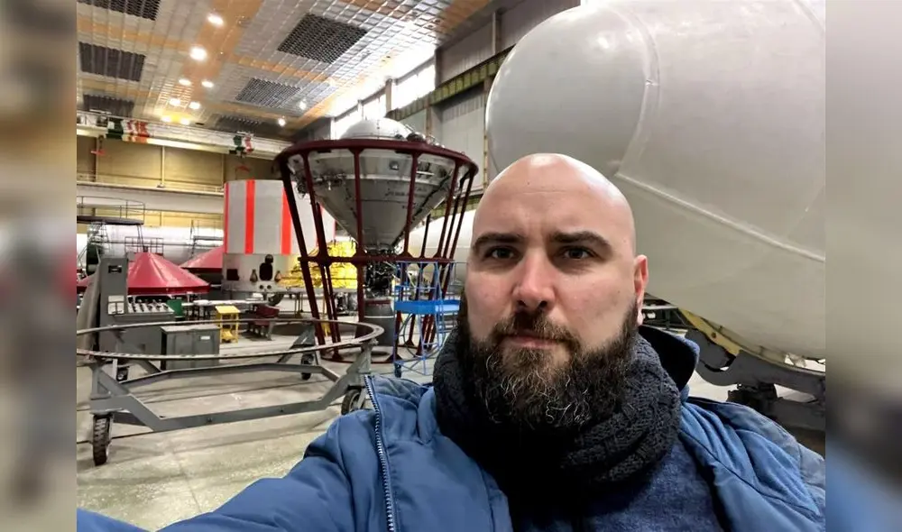 Pablo González en una visita a una fábrica en la localidad de Dnipor al este de Ucrania el pasado 2 de febrero de 2022. Foto: EFE Pablo González en una visita a una fábrica en la localidad de Dnipor al este de Ucrania el pasado 2 de febrero de 2022. Foto: EFE