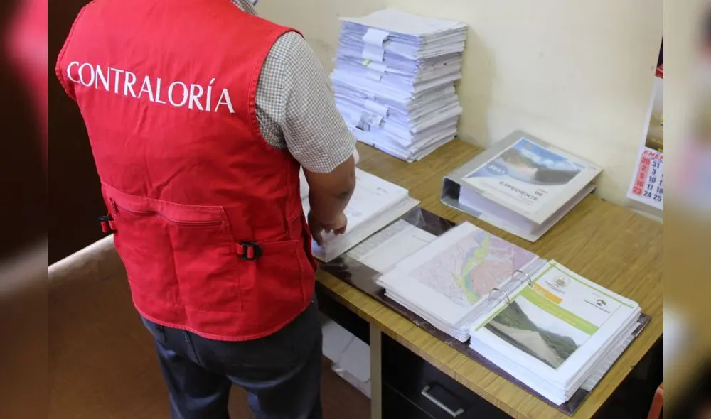 Peritos de Contraloría continúan su labor fiscalizadora en obras públicas. Foto: CGR Peritos de Contraloría continúan su labor fiscalizadora en obras públicas. Foto: CGR