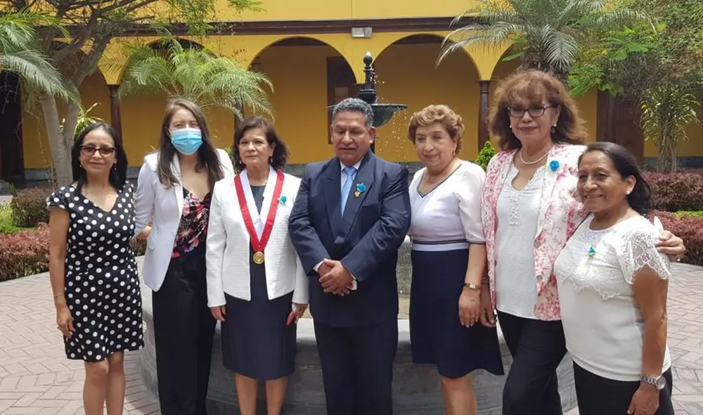 Rectora de San Marcos estuvo acompañada de congresistas que promueven la contrarreforma. Foto: difusión