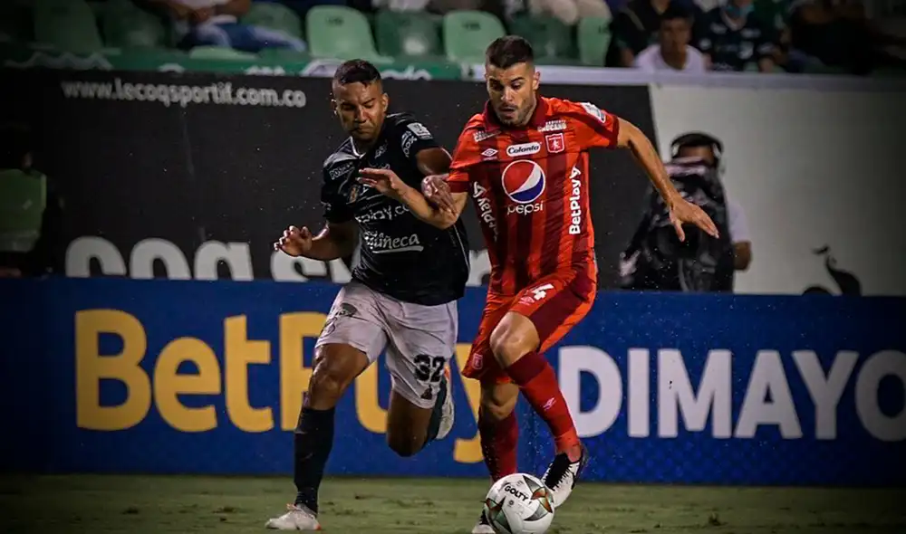 América de Cali ante Deportivo Cali por el fútbol colombiano. Foto: composición/ América de Cali twitter