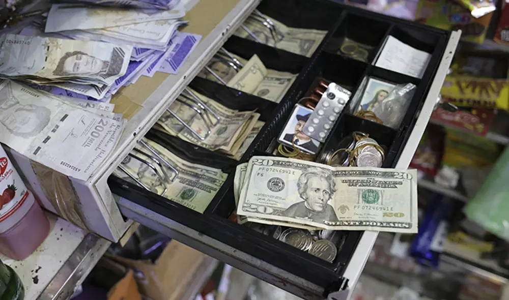 Conoce el precio del dólar en Venezuela hoy, según Dólar Monitor y DolarToday. Foto. AFP Conoce el precio del dólar en Venezuela hoy, según Dólar Monitor y DolarToday. Foto. AFP