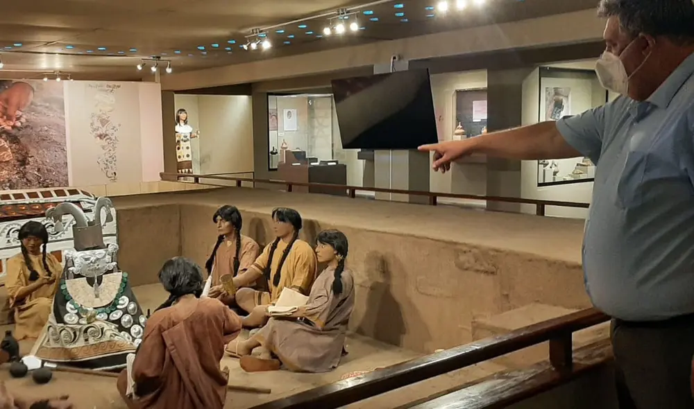 Cuando la sacerdotisa se muere, se convierte en la divinidad Diosa de la luna y del mar. Foto: Carlos Vásquez/URPI-GLR Cuando la sacerdotisa se muere, se convierte en la divinidad Diosa de la luna y del mar. Foto: Carlos Vásquez/URPI-GLR